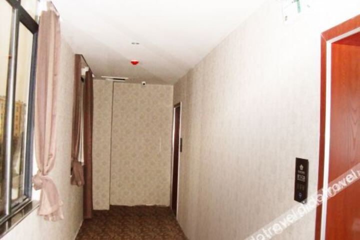 Hotel Interior 15 of 41