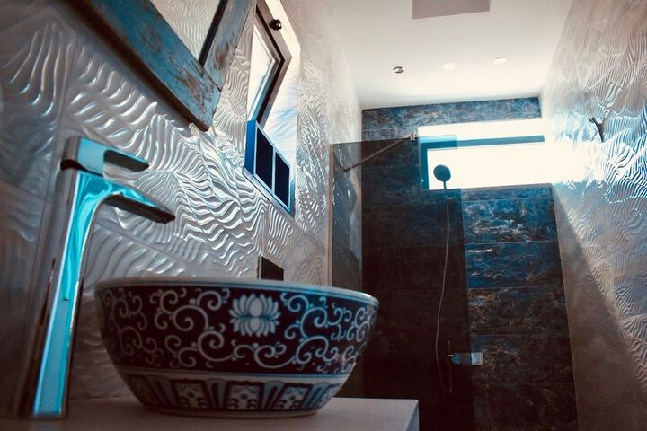 Room 75 of 97