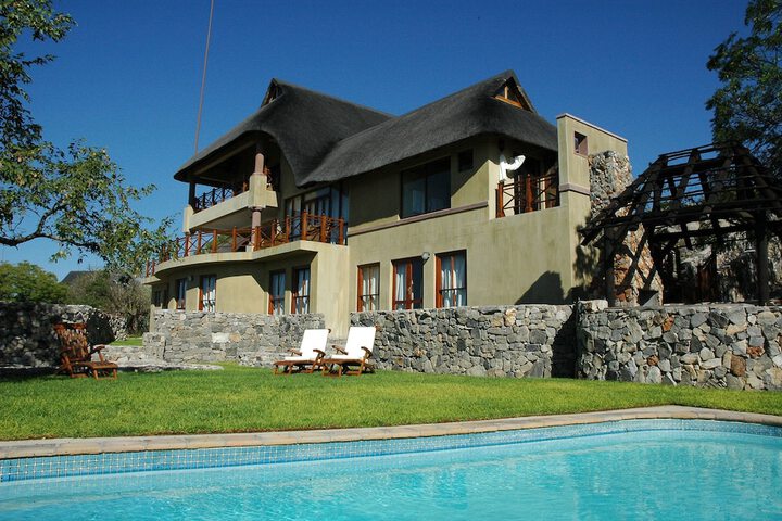 Pool Hotel