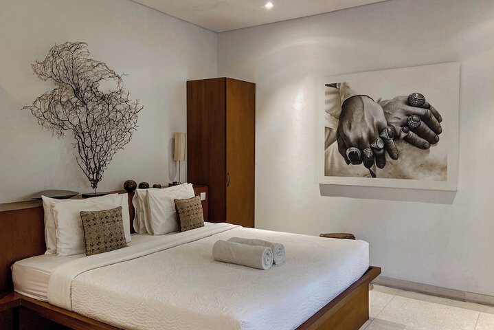 Room 7 of 36