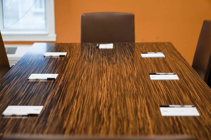 Meeting facility