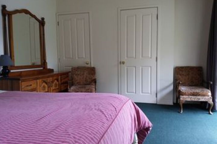 Room 38 of 66