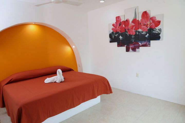 Room 8 of 37
