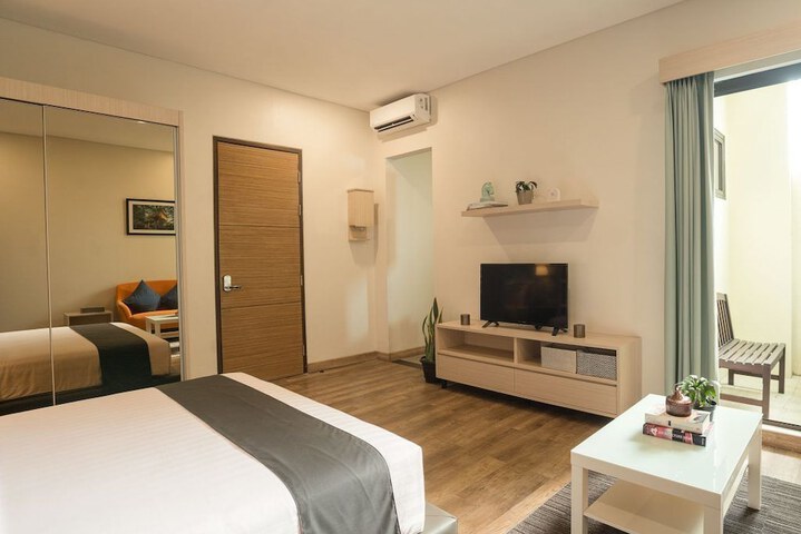 Room 5 of 21