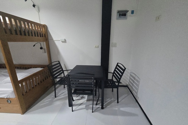 Room 71 of 171