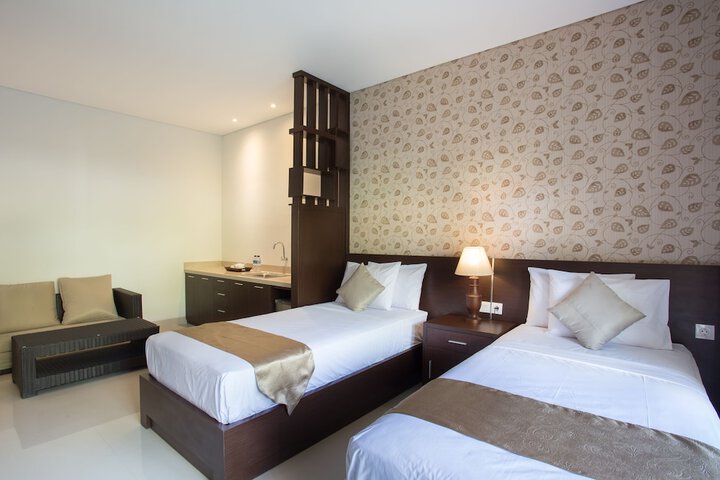 Room 12 of 45