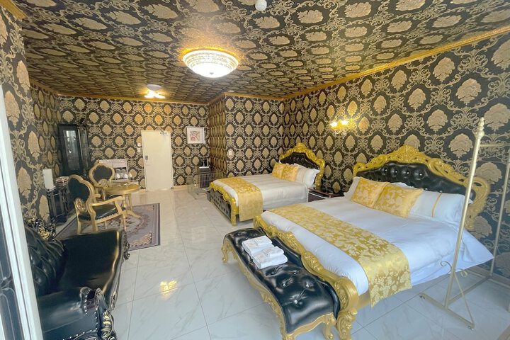 Room 78 of 185