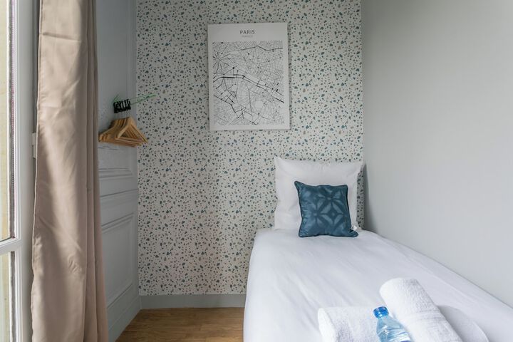 Room 63 of 119