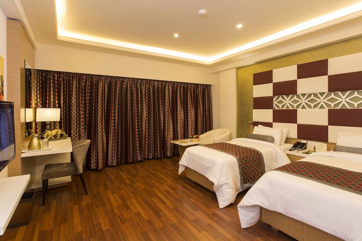 Room 5 of 35