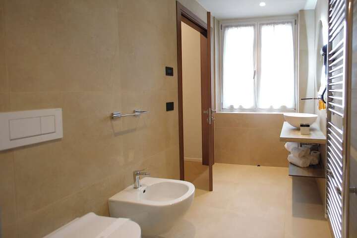 Room 44 of 57