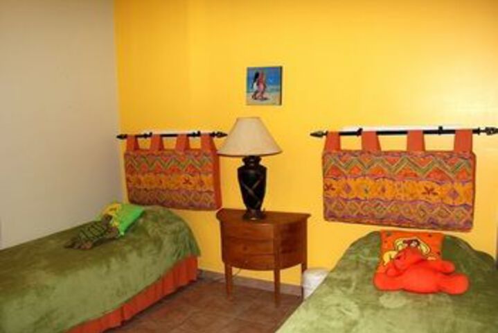 Room 40 of 181