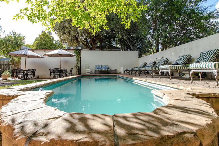 Pool Hotel