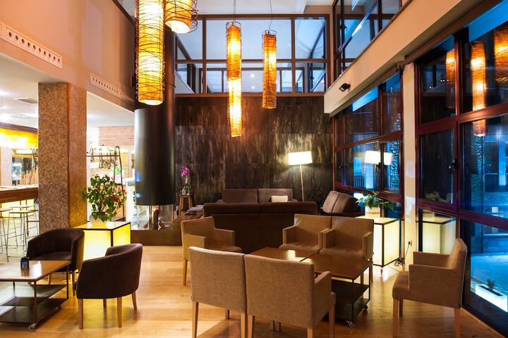 Hotel Interior 7 of 113