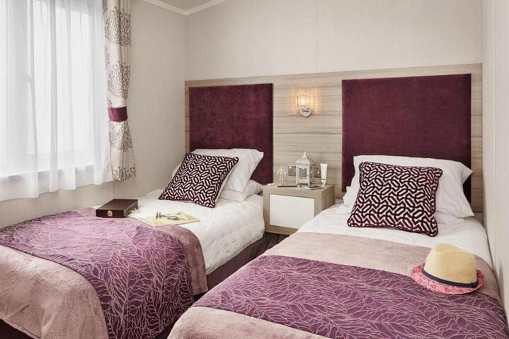General 33 of 73