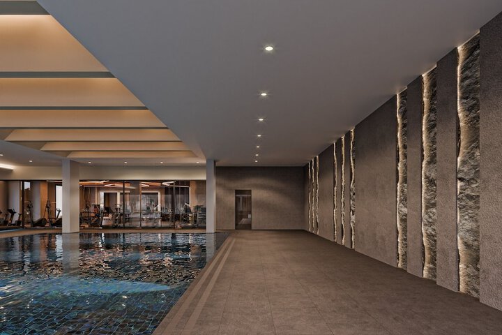 Hotel Pool