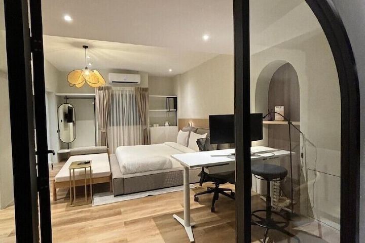 Room 75 of 214