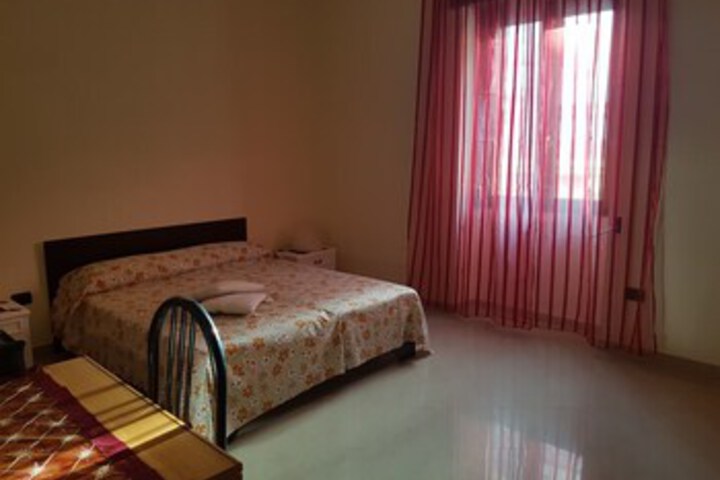 Room 67 of 92