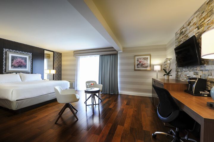 Room 8 of 53