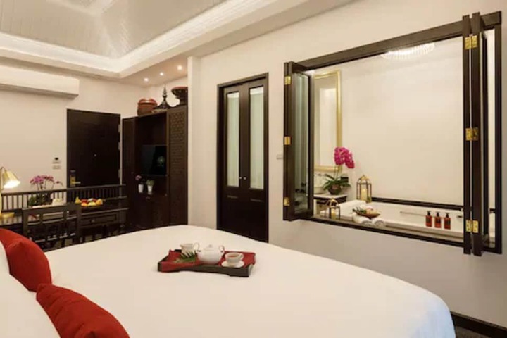 Room 3 of 51