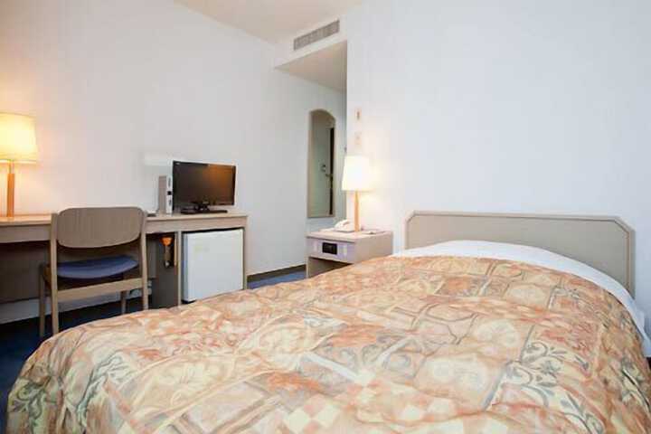 Room 13 of 49