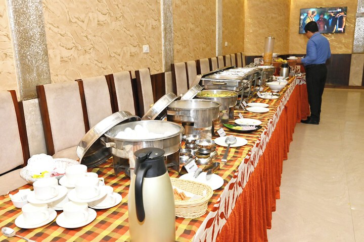 Breakfast/Coffee Service 46 of 61