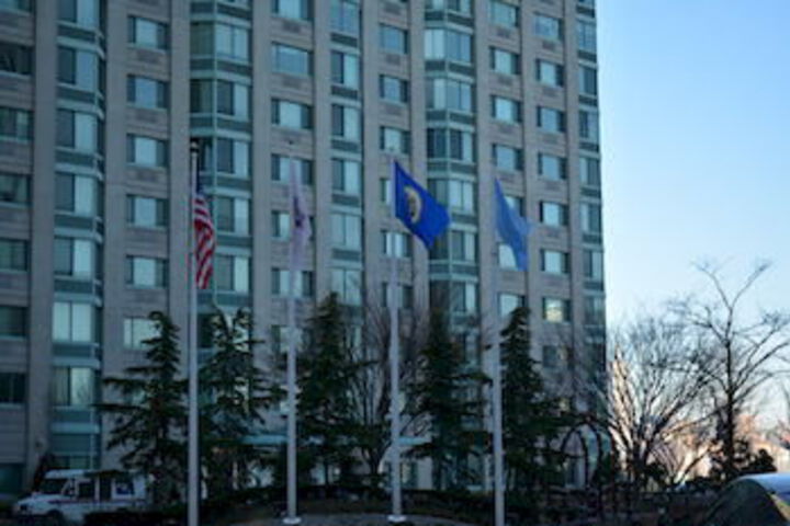 Hotel Exterior 4 of 46