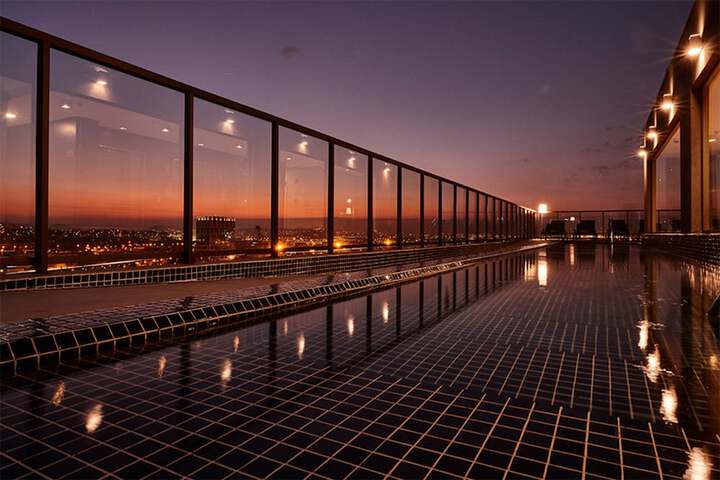 Pool 72 of 102