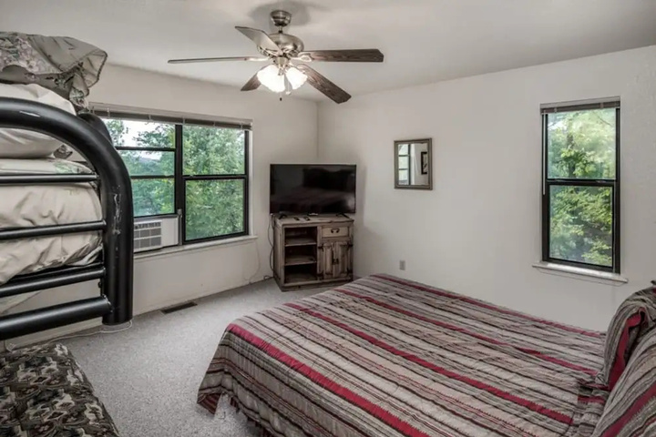 Room 3 of 15