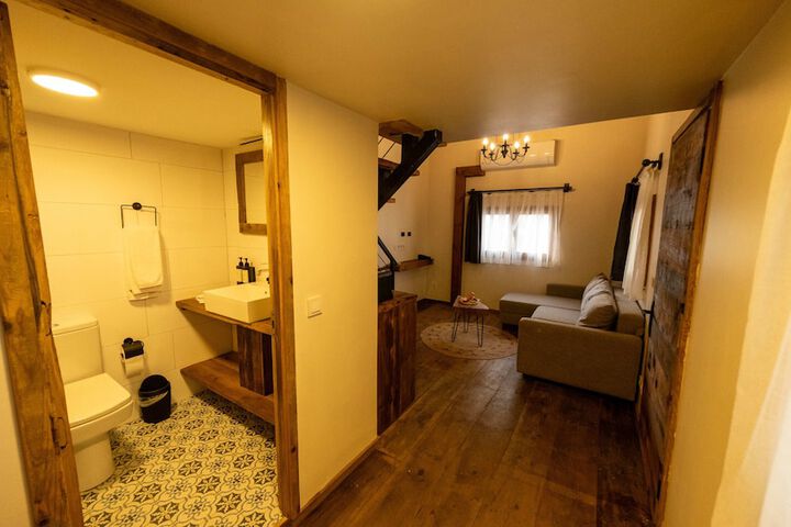 Room 15 of 49