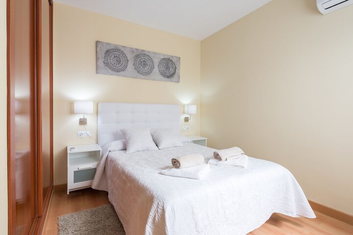 Room 3 of 20
