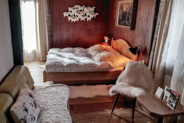 Room 13 of 51
