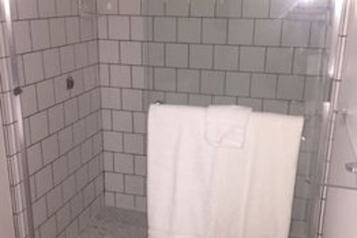 Room 2 of 14
