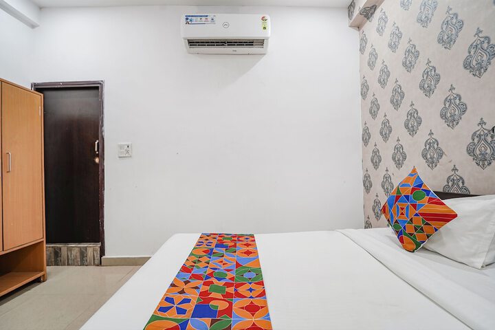 Room 7 of 23