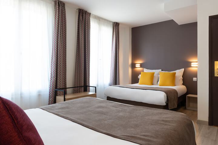 Room 14 of 26