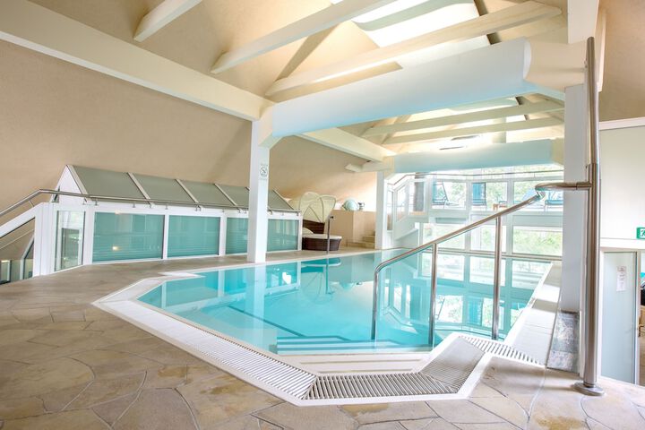 Hotel with Pool