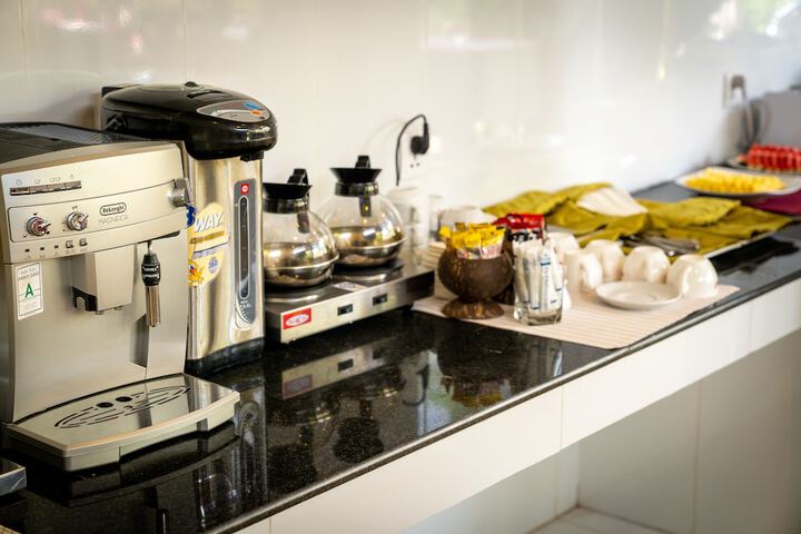 Breakfast/Coffee Service 35 of 75