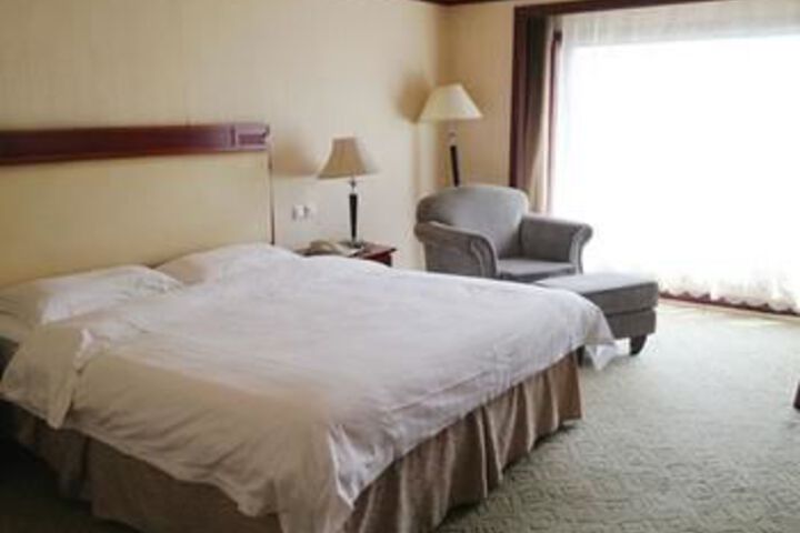 Room 80 of 159