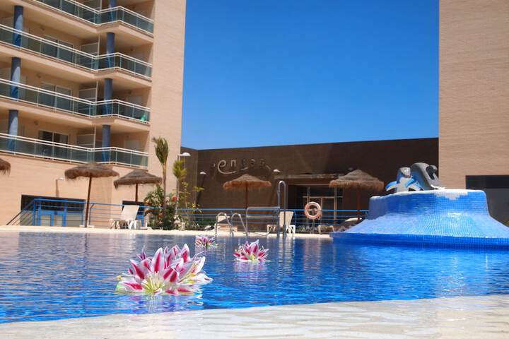 Pool Hotel
