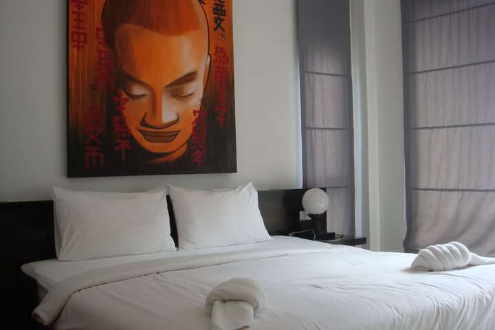 Room 5 of 71