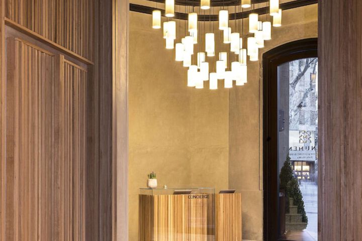 Concierge desk
