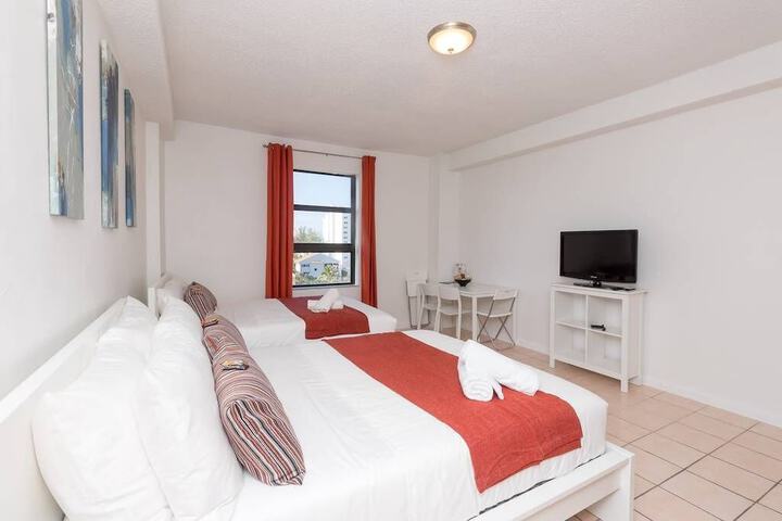Room 3 of 23