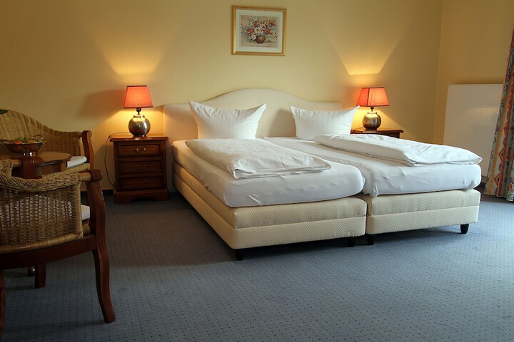 Room 10 of 47