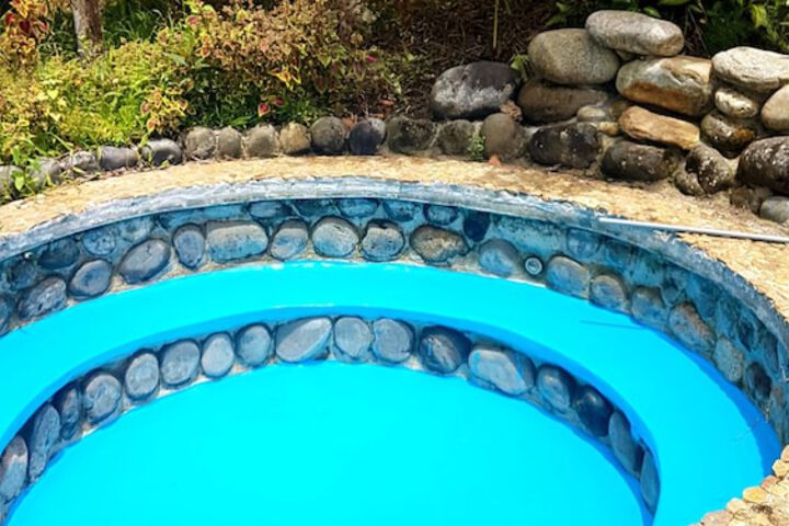 Spa 13 of 28