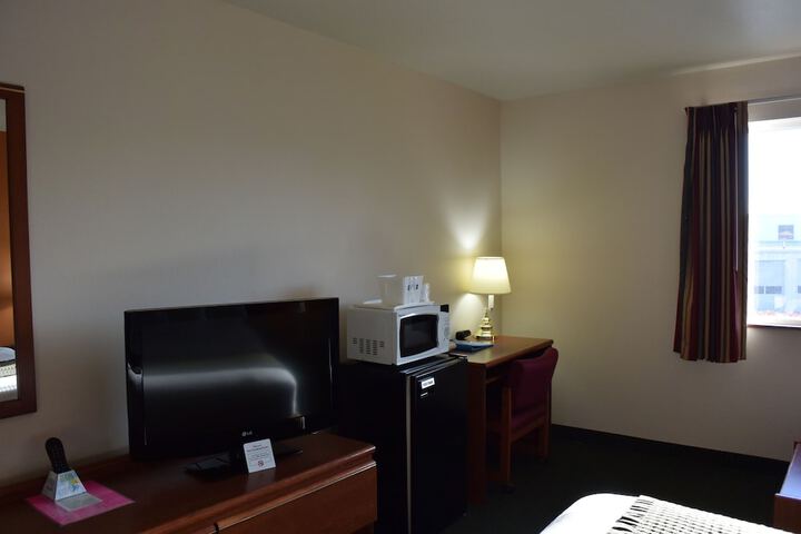 In-room business center