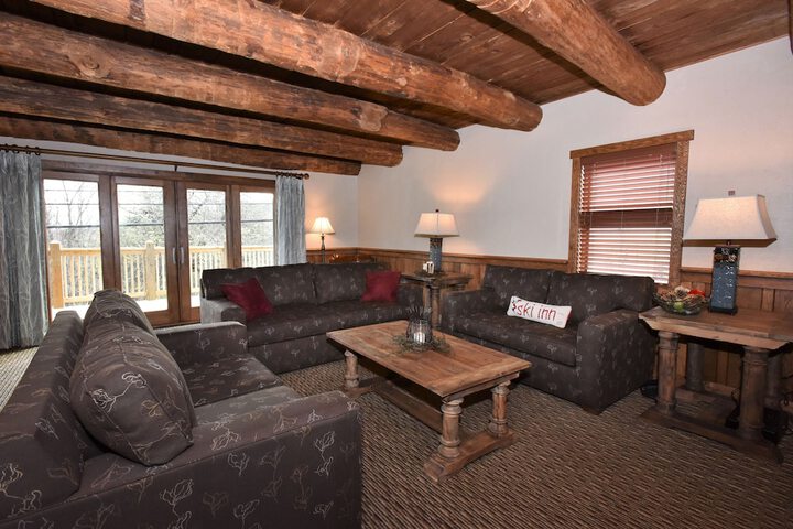 1 Bedroom Mountain Deluxe Villa King Bed Sofa (15 of 108)