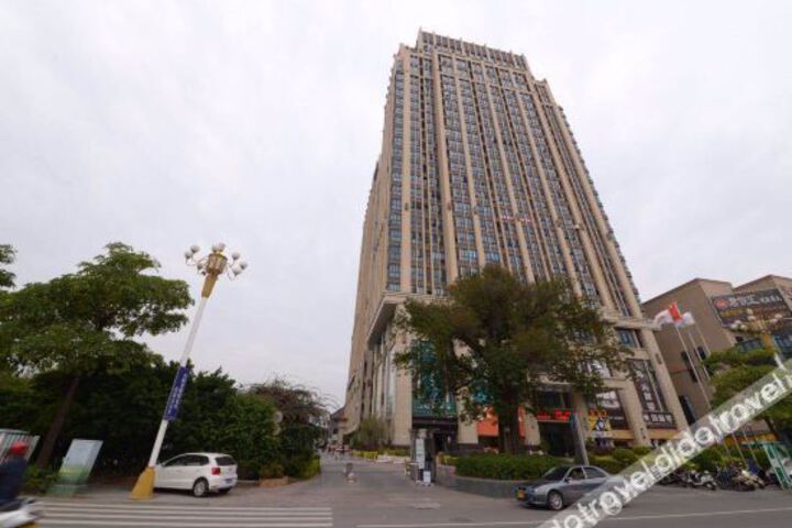Hotel 4 of 20