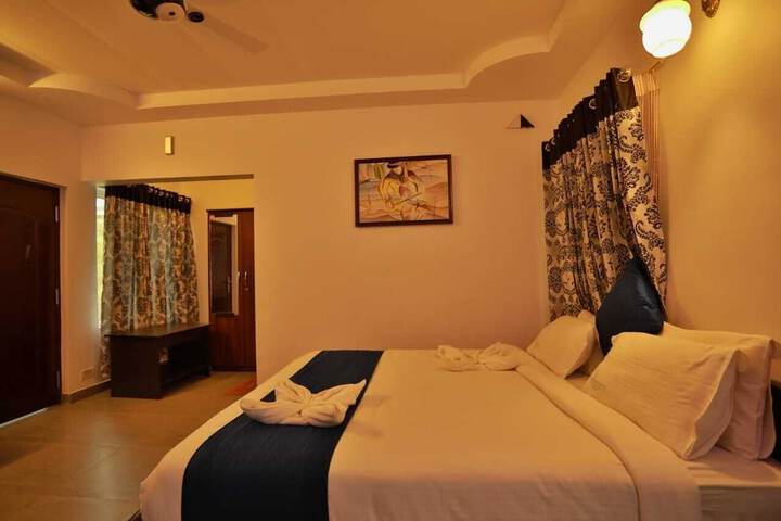 Room 16 of 48