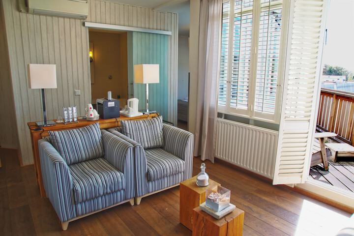 Room 17 of 58