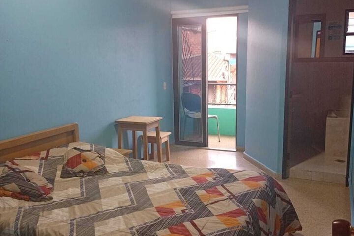 Room 5 of 13