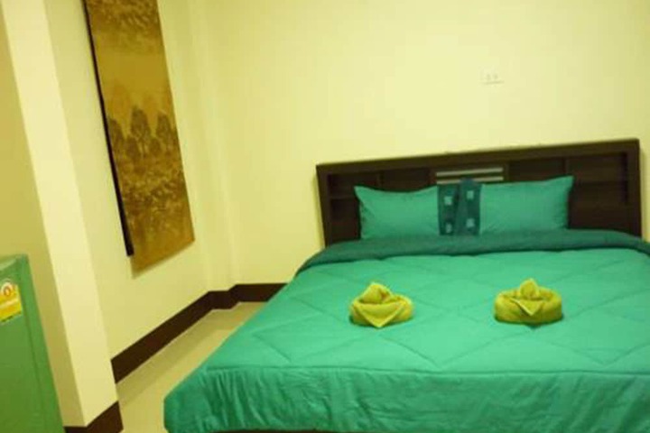Room 3 of 46